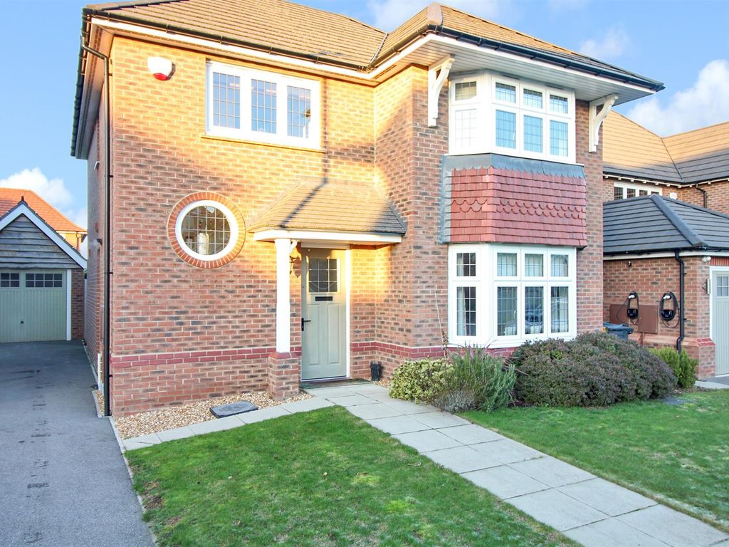 3 bed detached house for sale in Bartlett Grove, Sherburn In Elmet, Leeds LS25 Zoopla