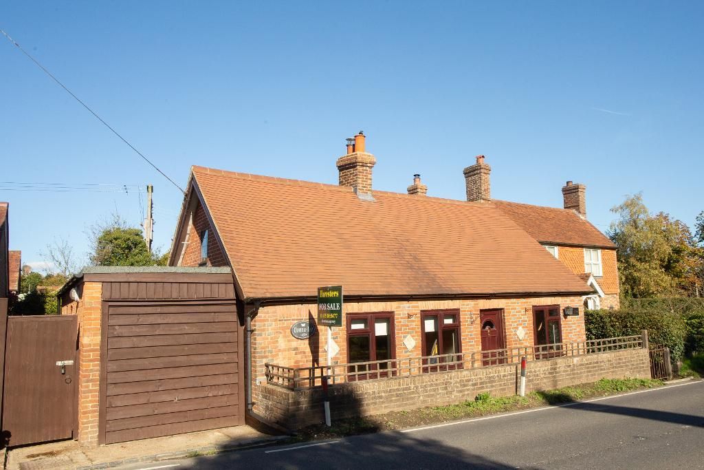 2 bed detached bungalow for sale in Battle Road, Three Cups, Heathfield