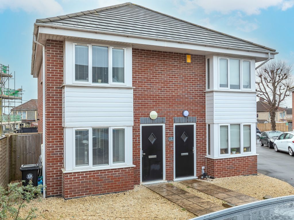 2 bed semidetached house for sale in Ingleside Close, Bristol BS15