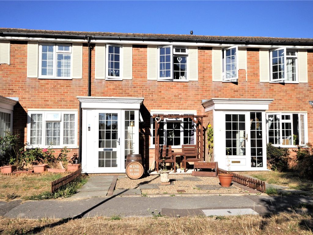 3 bed detached house for sale in Darenth Way, Horley RH6 Zoopla