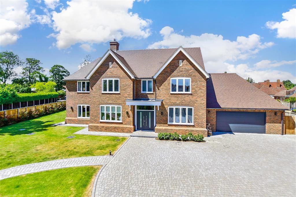 5 bed detached house for sale in Whitstable Road, Blean, Canterbury
