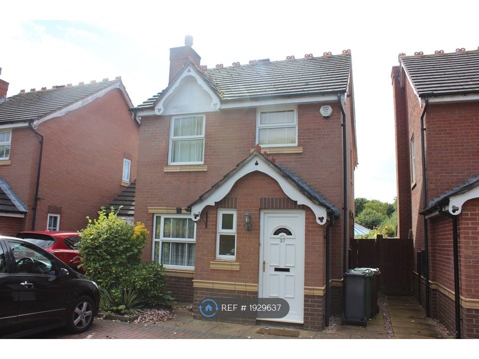 4 bed detached house to rent in Shelly Crescent, Shirley, Solihull B90, £1,650 pcm Zoopla
