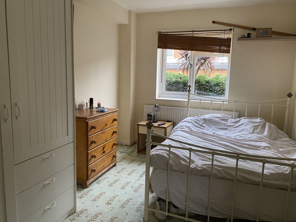 2 bed flat to rent in Studley Grange Road, Hanwell W7 Zoopla