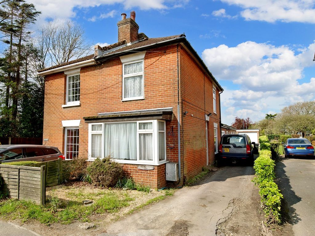 3 bed semidetached house for sale in Hamble Lane, Bursledon