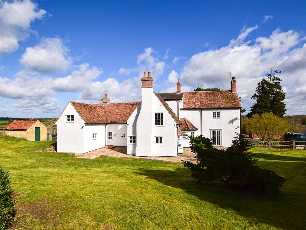 6 bed detached house to rent in Streetly Hall Estate, Streetly End