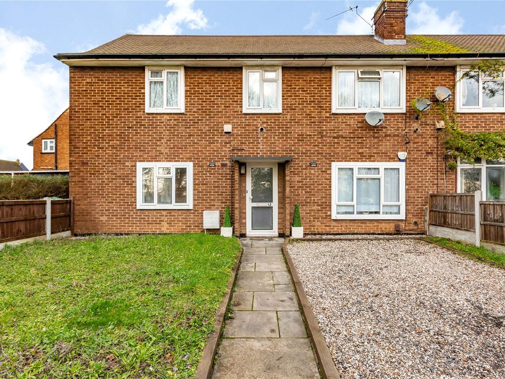 2 bed flat for sale in Merricks Lane, Basildon, Essex SS16 Zoopla