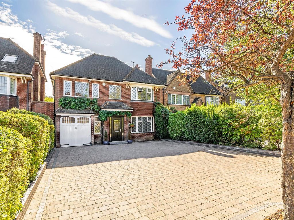 Mirfield Road, Solihull B91  