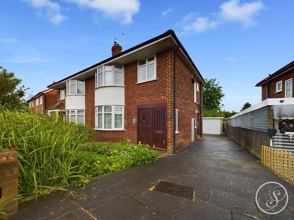 3 bed semidetached house for sale in Allerton Grange Rise, Leeds LS17