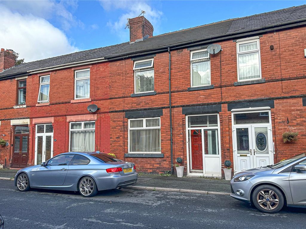 3 bed terraced house for sale in Elder Grove, New Moston, Manchester