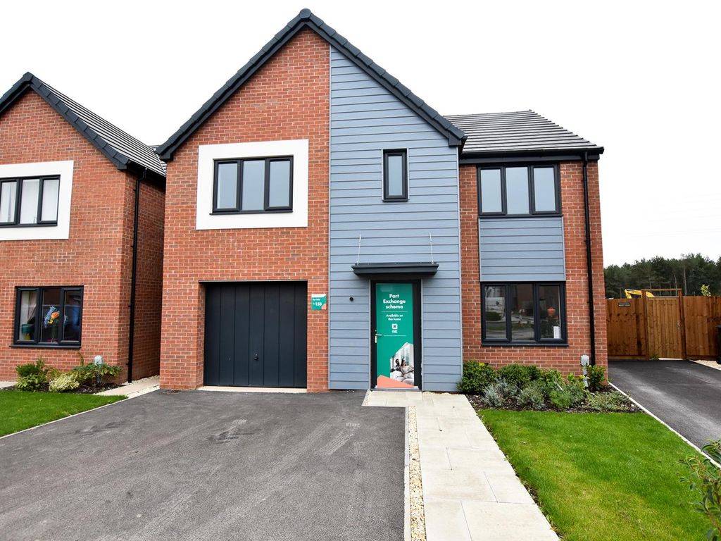 5 bed detached house for sale in The Mease, Hilton, Derby DE65, £