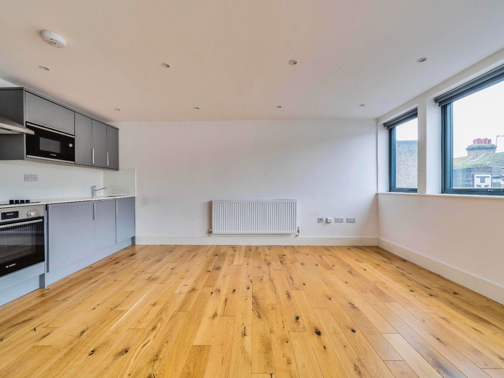 1 bed flat to rent in Ashby Apartments, Plumstead High Street, London