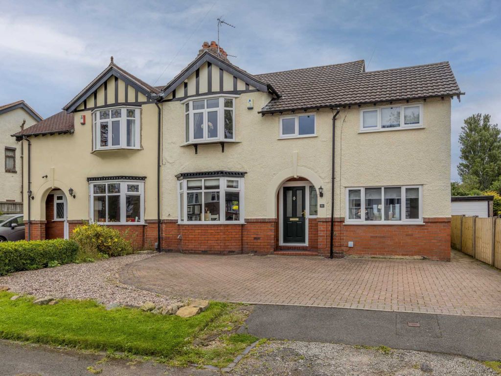 4 bed semidetached house for sale in Eleanor Crescent, Westlands ST5