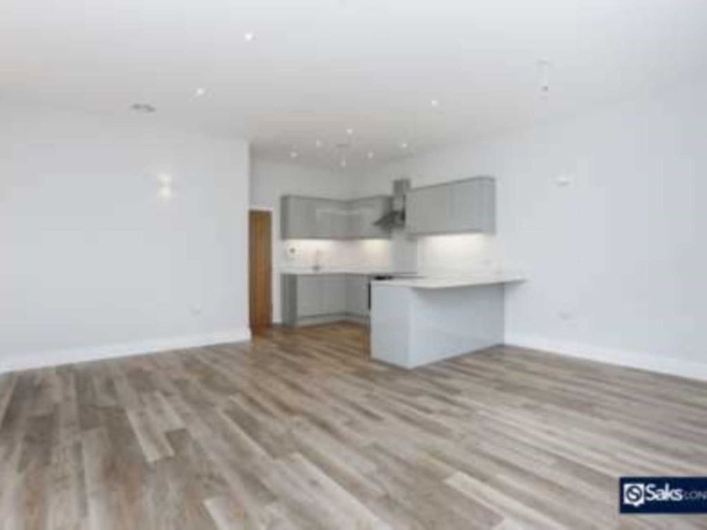 1 bed flat to rent in Ivy Point, No 1 The Avenue, BromleyByBow E3, £