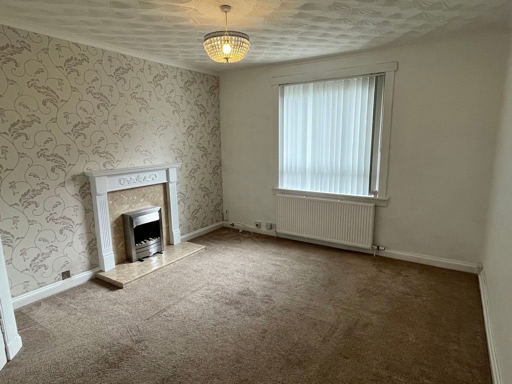 2 bed flat to rent in Glebe Road, Whitburn, Bathgate EH47, £750 pcm