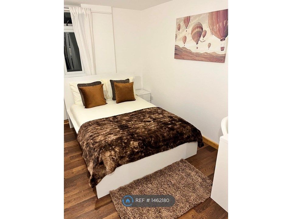 Studio to rent in Romford, Romford RM1 Zoopla