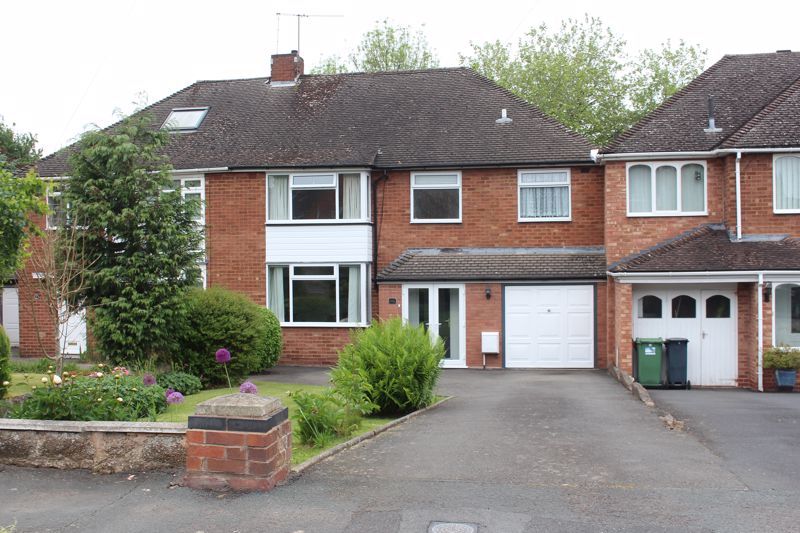 5 bed semidetached house for sale in Court Crescent, Kingswinford DY6