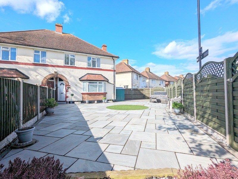 2 bed for sale in Burns Avenue, Feltham TW14, £300,000 Zoopla