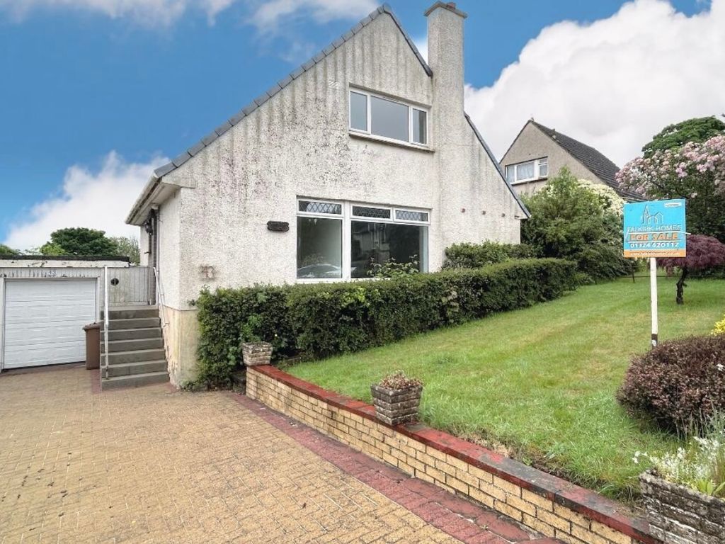 4 bed detached house for sale in Clarendon Crescent, Linlithgow EH49, £