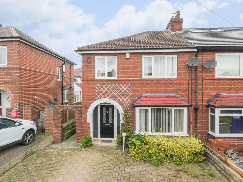 3 bed semidetached house for sale in Merton Avenue, Farsley, Pudsey