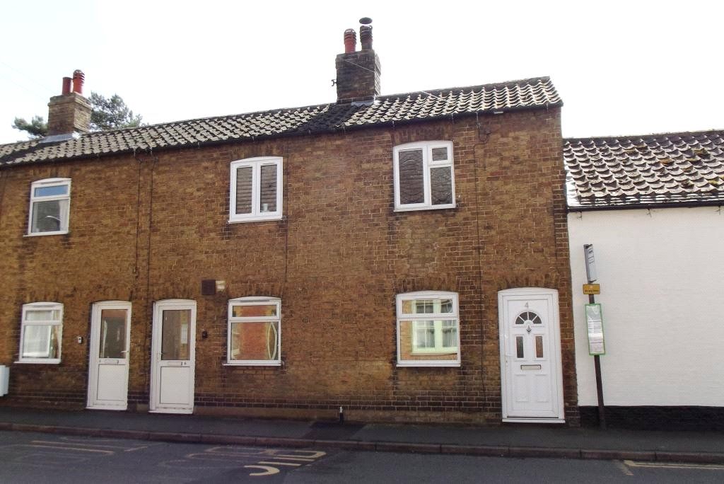 2 bed terraced house for sale in Church Street, Gamlingay, Sandy SG19