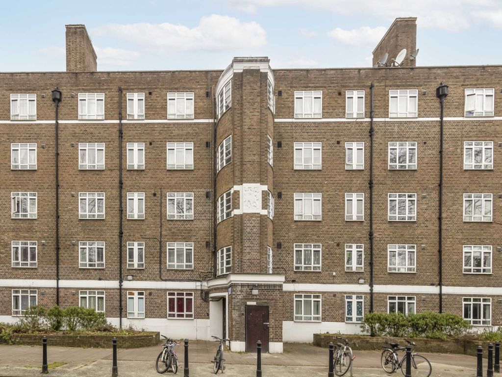 1 bed flat to rent in White City Estate, London W12, £1,647 pcm Zoopla