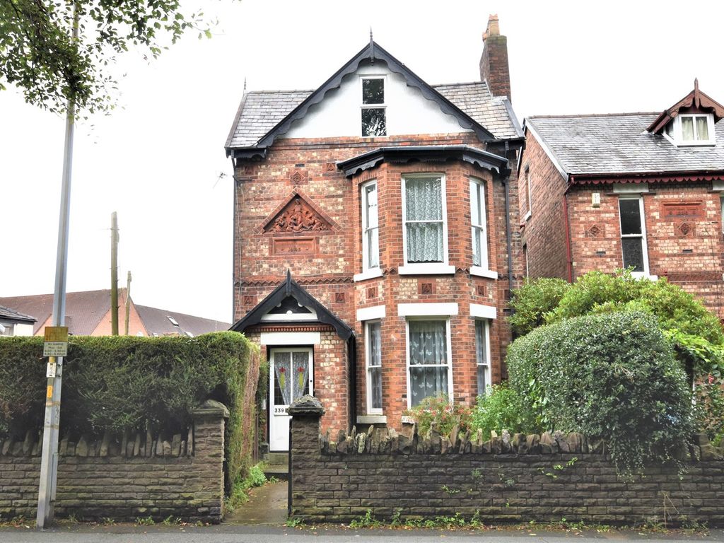 5 bed detached house for sale in Park Lane, Macclesfield SK11, £565,000 Zoopla