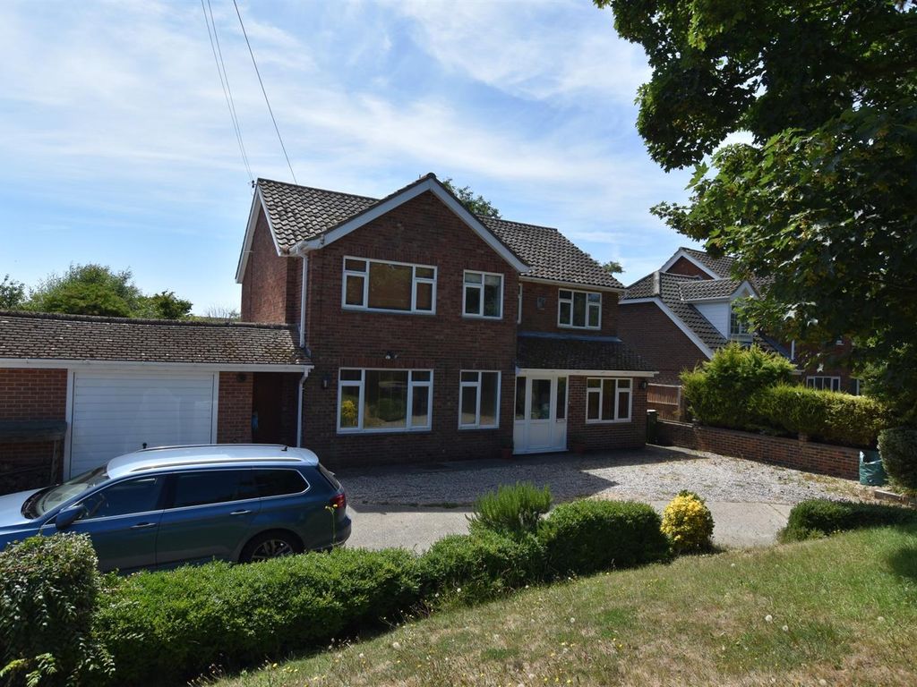 5 bed detached house for sale in Littlestone Road, Littlestone, New