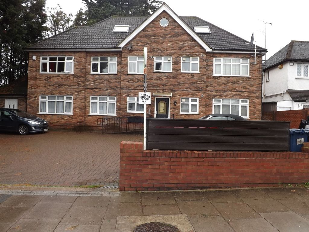 1 bed flat for sale in Edgwarebury Lane, Edgware HA8 Zoopla
