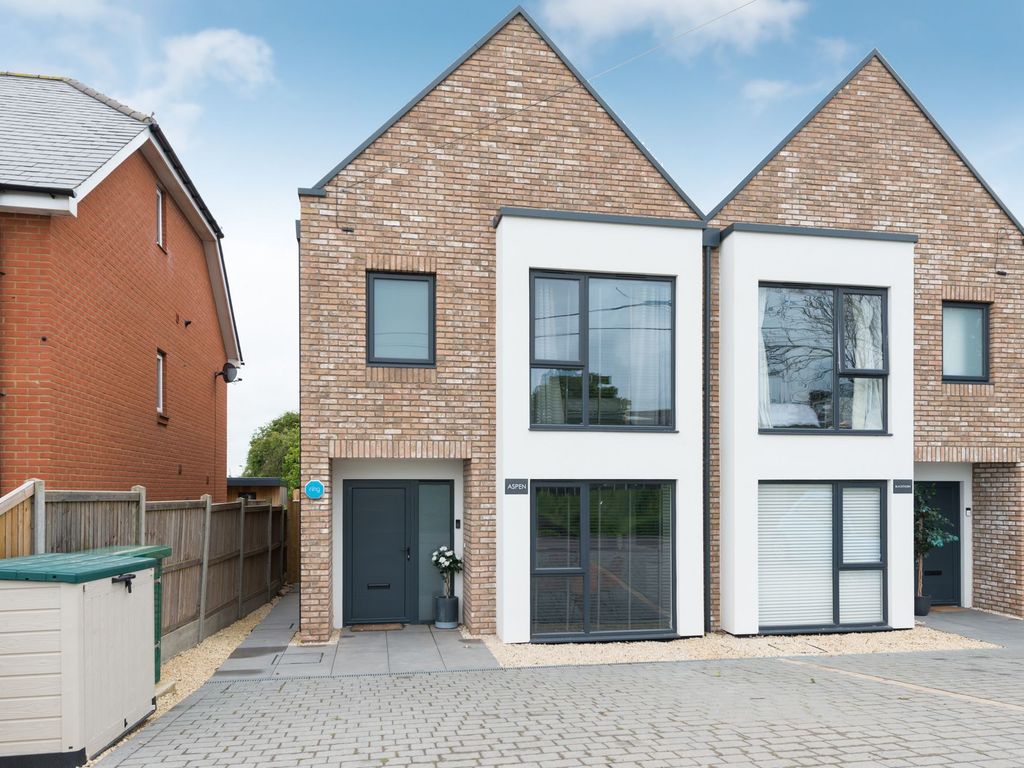 3 bed semidetached house for sale in Haine Road, Ramsgate CT12 Zoopla