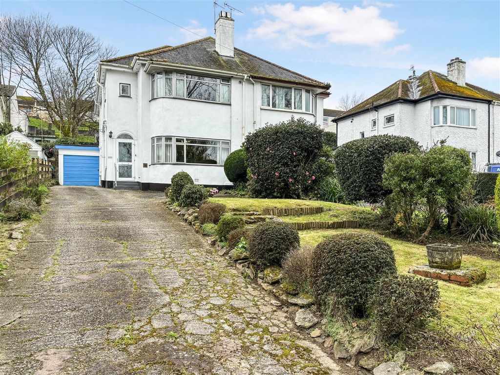 3 bed semidetached house for sale in Dracaena Avenue, Falmouth TR11, £