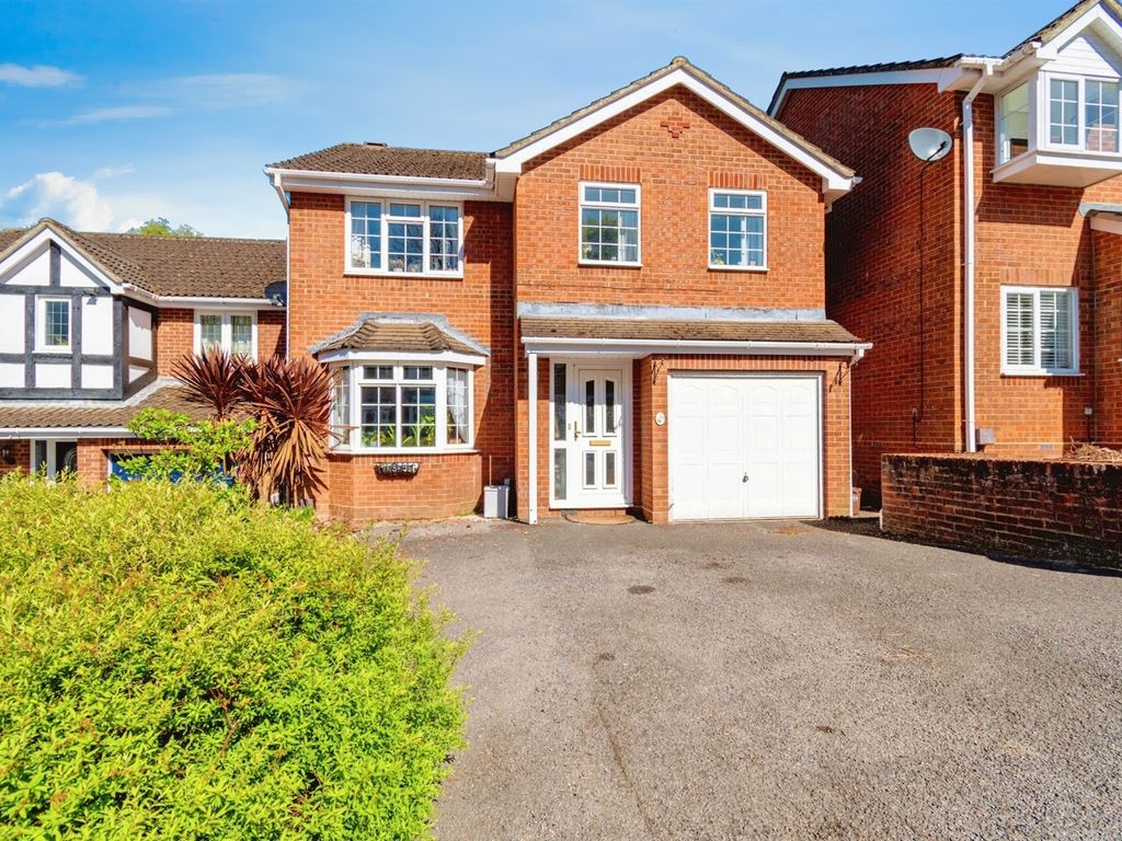 4 bed detached house for sale in Athena Close, Fair Oak, Eastleigh SO50