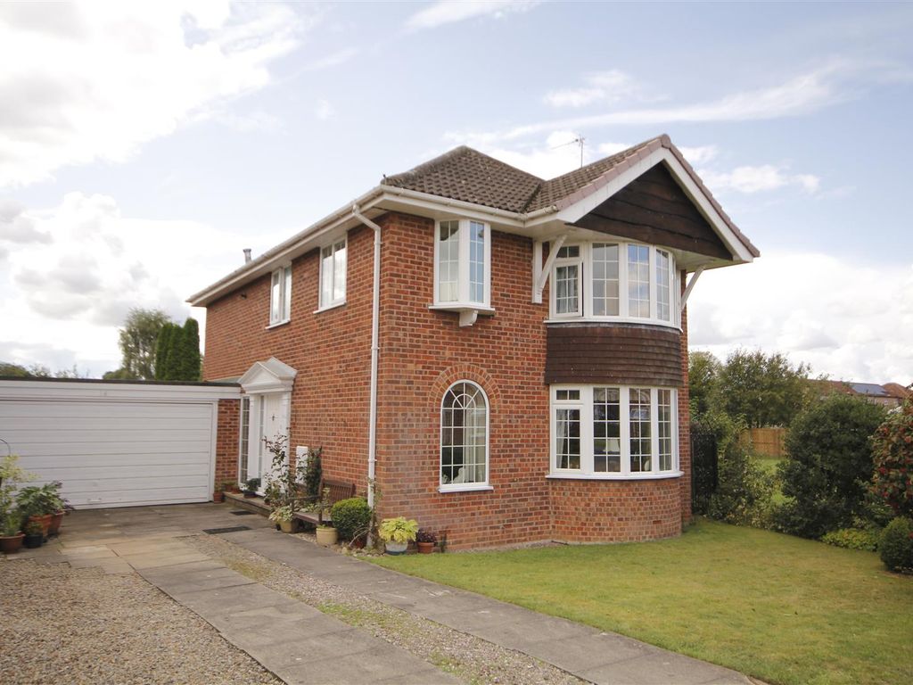 4 bed detached house for sale in Ox Calder Close, Dunnington, York YO19