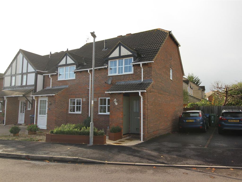 Huntingdon Way, Chippenham SN14  