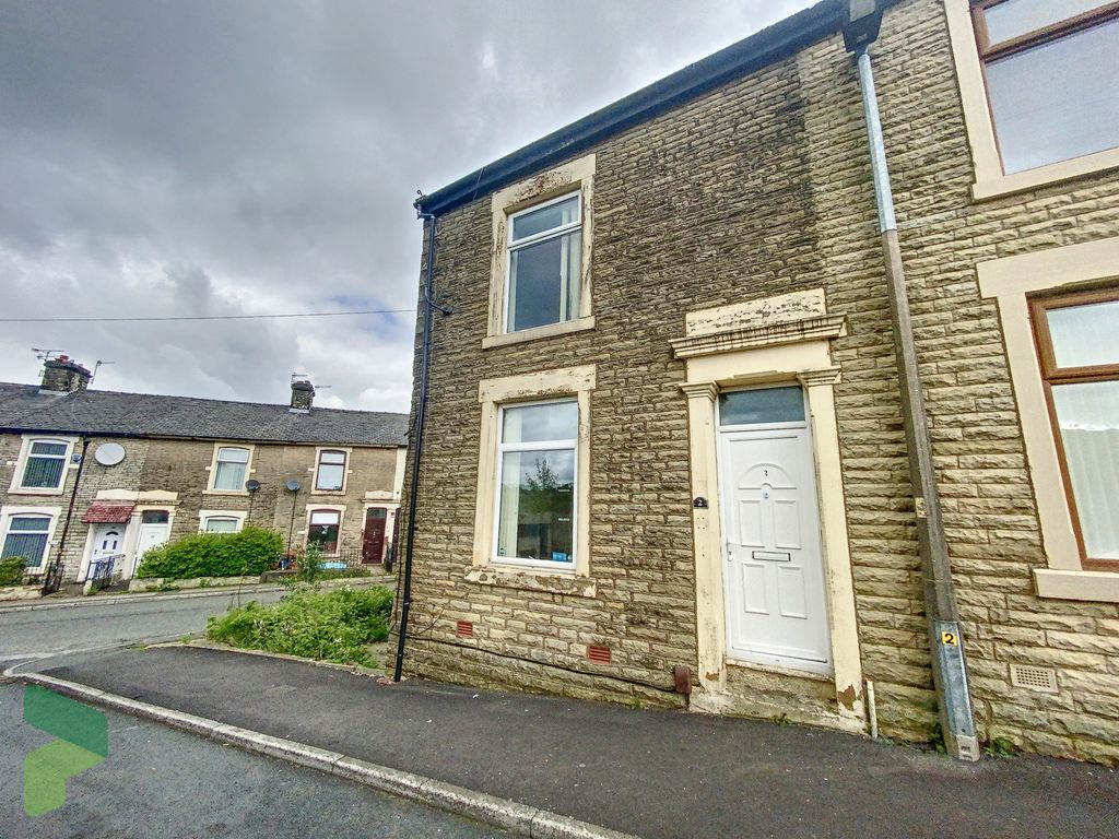 2 bed end terrace house for sale in Broughton Street, Darwen BB3 Zoopla
