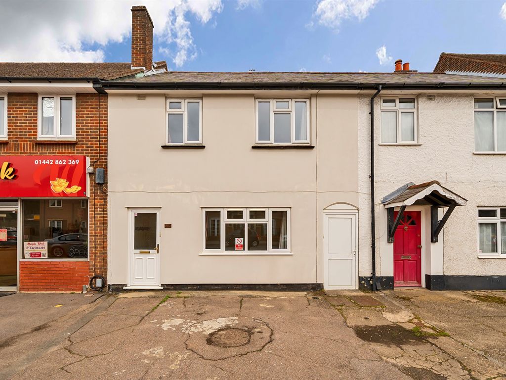 3 bed terraced house for sale in High Street, Berkhamsted HP4 Zoopla