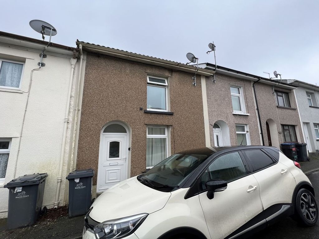 3 bed terraced house to rent in Worcester Street, Brynmawr, Ebbw Vale