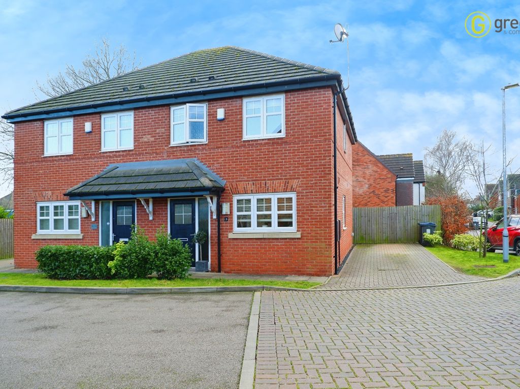 3 bed semidetached house for sale in Old Marl Close, Four Oaks, Sutton