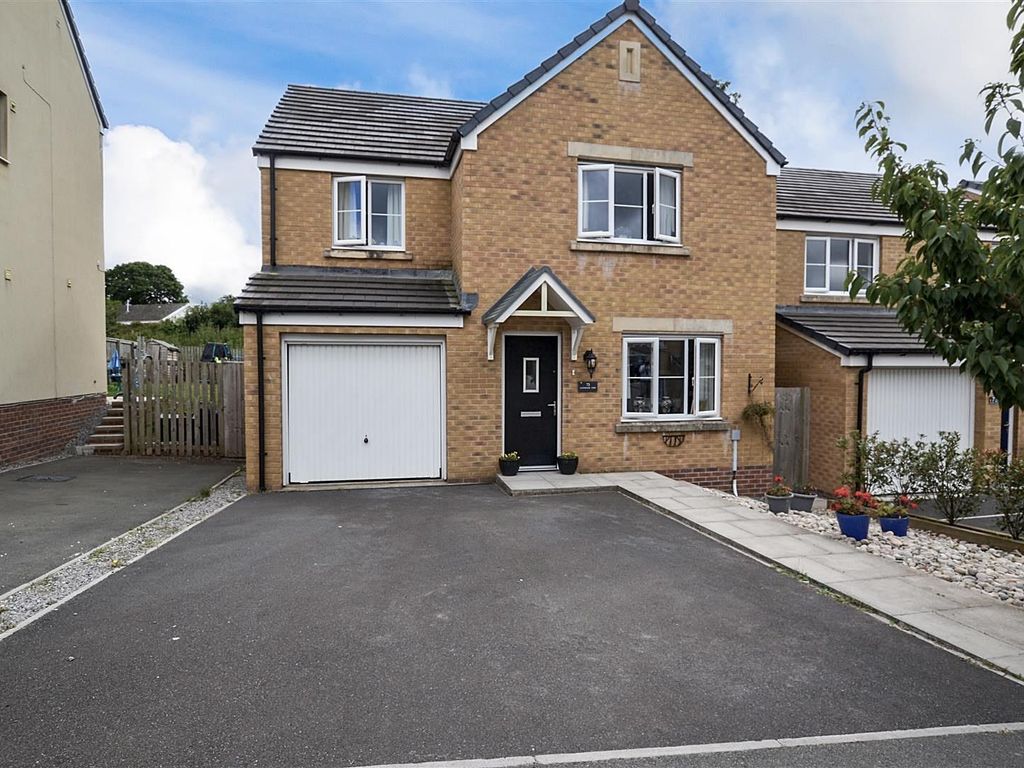 4 bed detached house for sale in Gatehouse View, Pembroke SA71 Zoopla