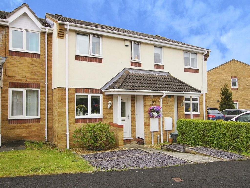 2 bed terraced house for sale in Courtlands, Bradley Stoke, Bristol
