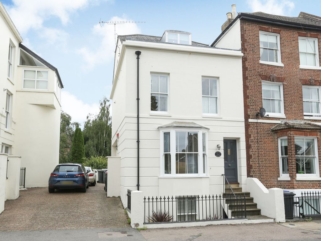 3 bed terraced house for sale in Whitstable Road, Canterbury CT2, £