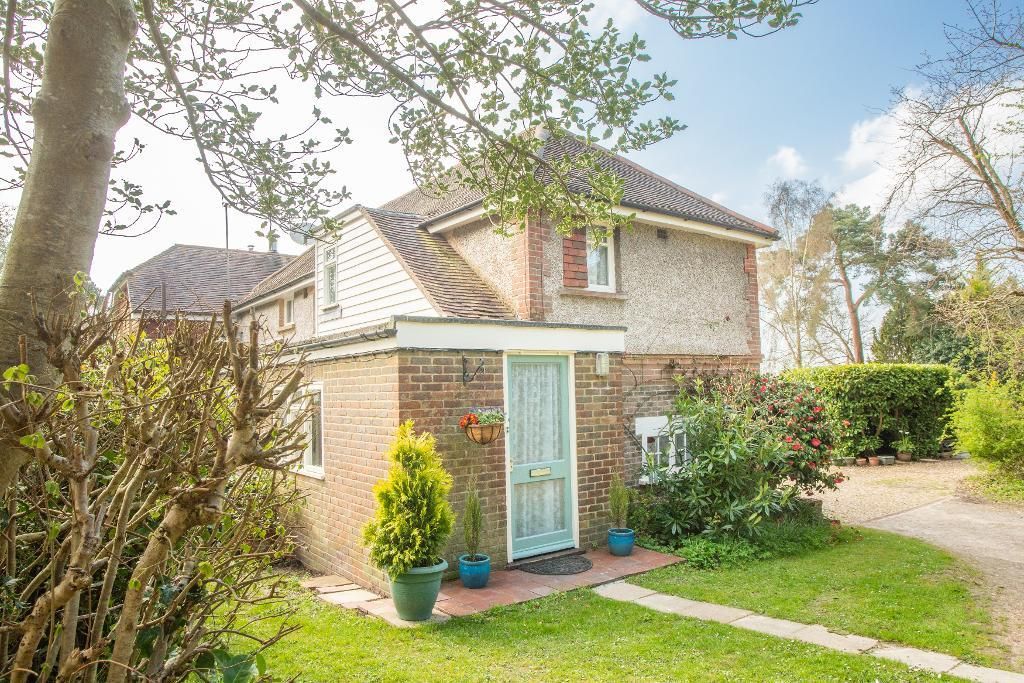 2 bed semidetached house to rent in Uplands Farm, The Street