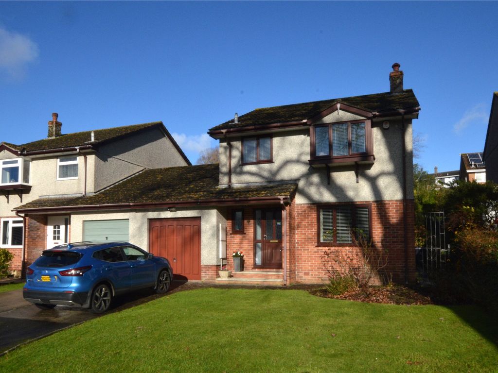 3 bed linkdetached house for sale in Cotton Close, Plympton, Plymouth