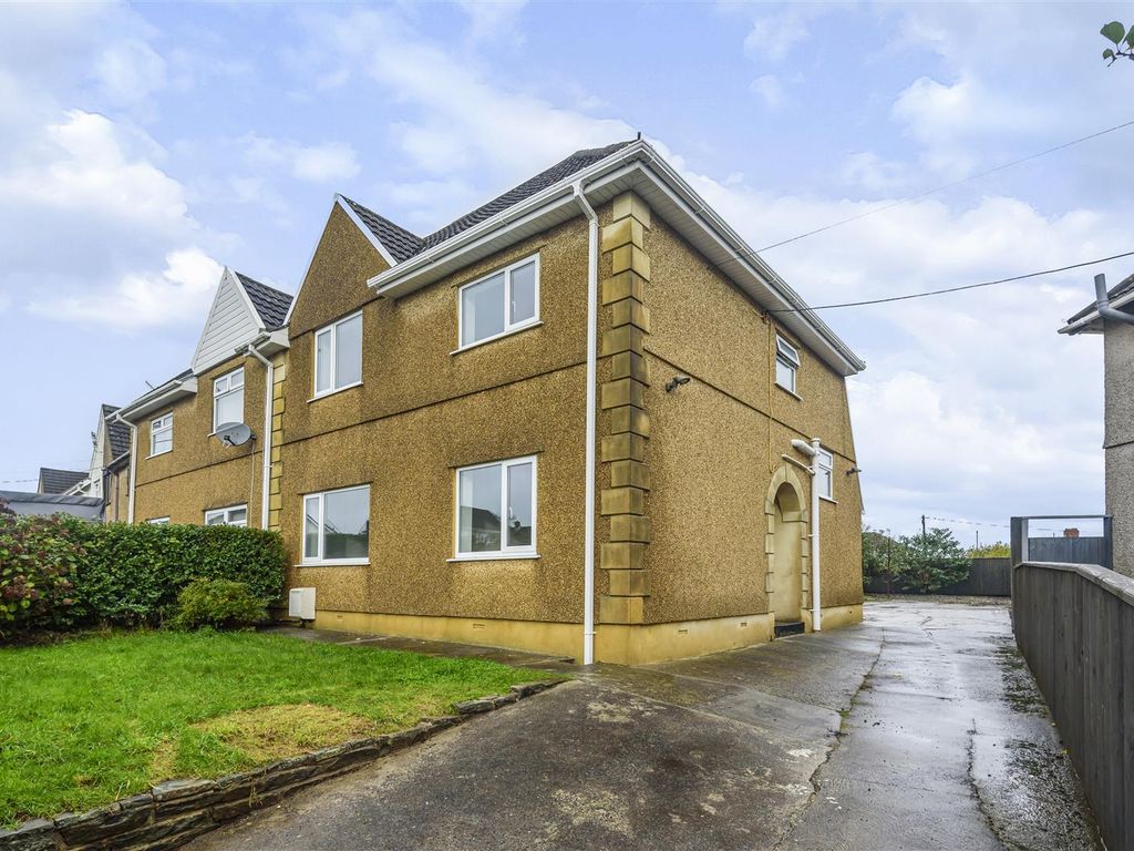 3 bed semidetached house for sale in Plas Road, Grovesend, Swansea SA4