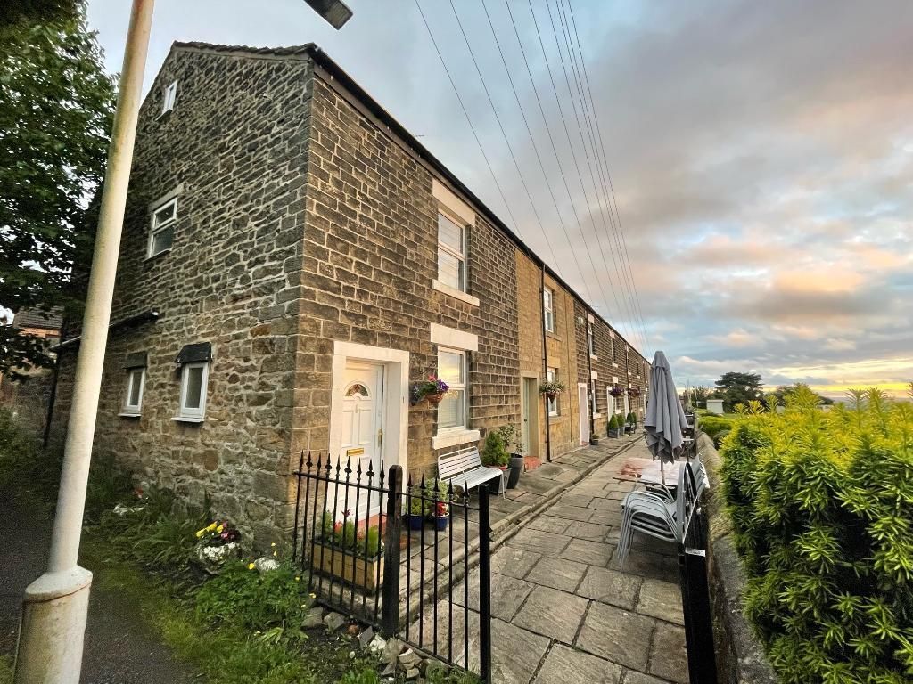 2 bed end terrace house to rent in Hazel View, Marple, Stockport SK6