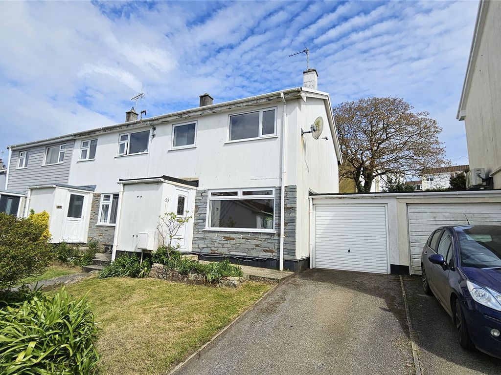 3 bed end terrace house for sale in Trenance Close, Helston, Cornwall TR13, £250,000 Zoopla