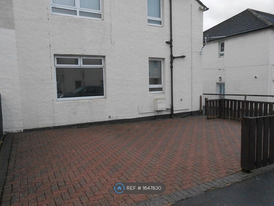2 bed flat to rent in Gray Street, Cumnock KA18 Zoopla