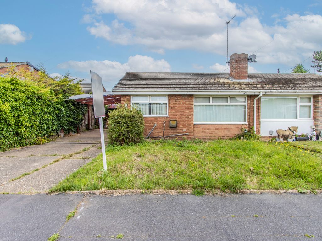 2 bed semidetached bungalow for sale in St. Nicholas Drive, CaisterOn