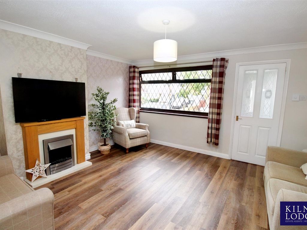 3 bed terraced house for sale in Drive, Tile Kiln, Chelmsford CM2, £339,995 Zoopla