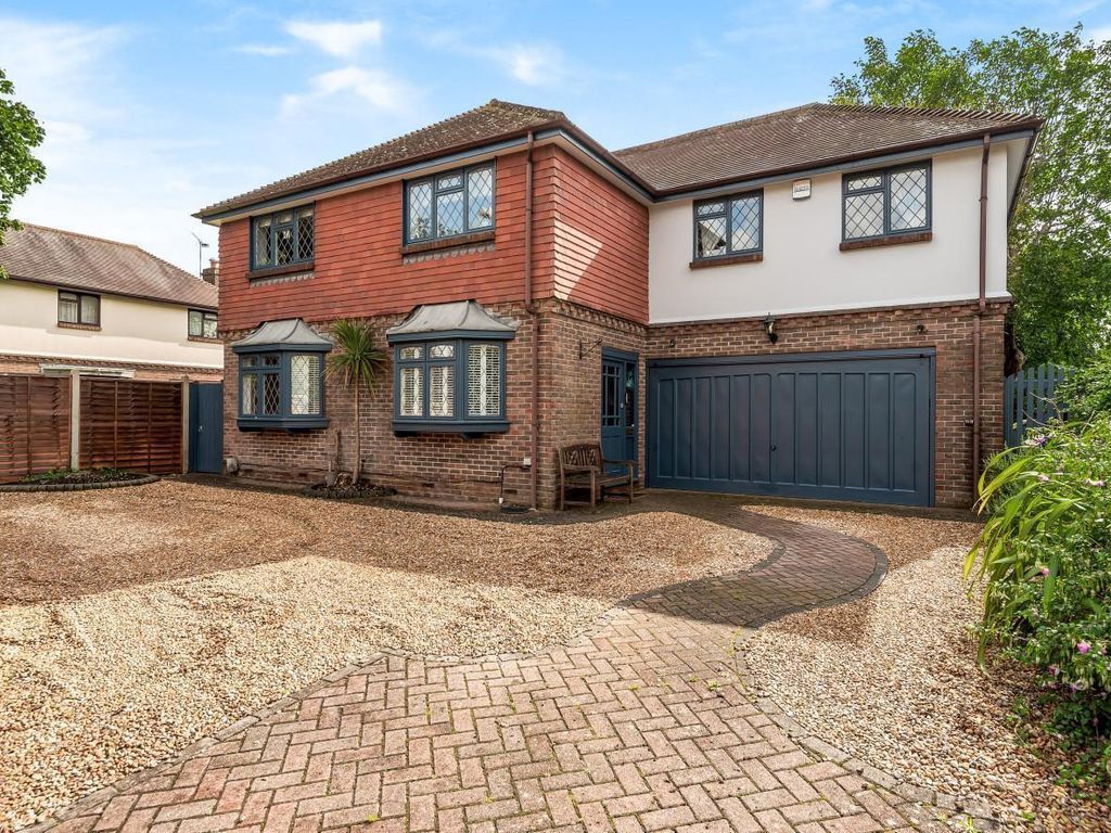 5 bed detached house for sale in 68 Southleigh Road, Havant, Hampshire