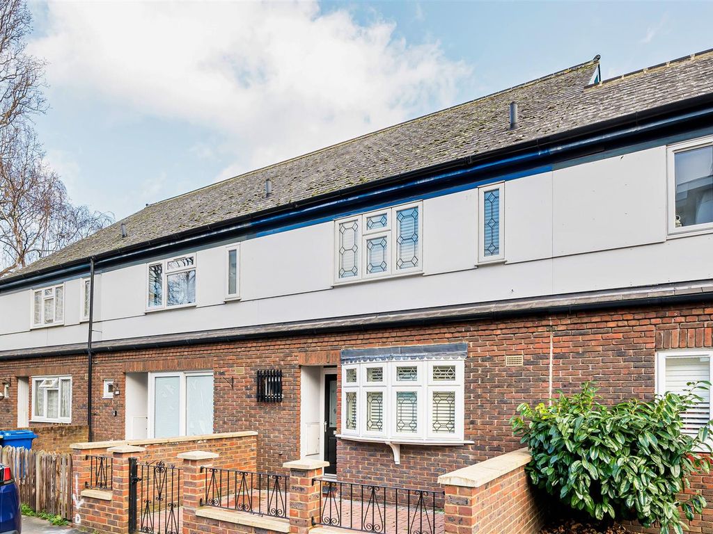 3 bed property to rent in Dockley Road, Bermondsey SE16 Zoopla